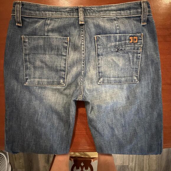 Joe's Jeans Harvey Wash Bermuda Shorts Blue Denim Size 27 Stretch Walking Shorts - Picture 4 of 15